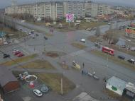 Онлайн камера: Перекресток Суворова - Каменская (торговый центр) | Каменск-Уральский
