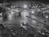 Онлайн камера: Перекресток Суворова - Каменская (торговый центр) | Каменск-Уральский