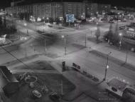 Онлайн камера: Перекресток Суворова - Каменская (торговый центр) | Каменск-Уральский