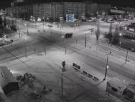 Онлайн камера: Перекресток Суворова - Каменская (торговый центр) | Каменск-Уральский