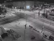 Онлайн камера: Перекресток Суворова - Каменская (торговый центр) | Каменск-Уральский