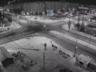 Онлайн камера: Перекресток Суворова - Каменская (торговый центр) | Каменск-Уральский