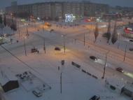 Онлайн камера: Перекресток Суворова - Каменская (торговый центр) | Каменск-Уральский