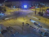 Онлайн камера: Перекресток Суворова - Каменская (торговый центр) | Каменск-Уральский