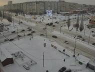 Онлайн камера: Перекресток Суворова - Каменская (торговый центр) | Каменск-Уральский