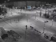 Онлайн камера: Перекресток Суворова - Каменская (торговый центр) | Каменск-Уральский