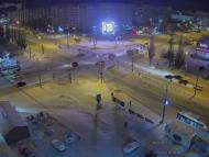 Онлайн камера: Перекресток Суворова - Каменская (торговый центр) | Каменск-Уральский