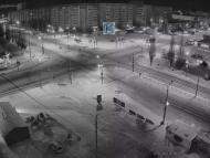 Онлайн камера: Перекресток Суворова - Каменская (торговый центр) | Каменск-Уральский