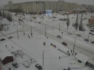 Онлайн камера: Перекресток Суворова - Каменская (торговый центр) | Каменск-Уральский