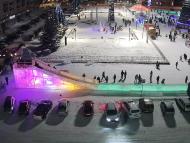 Онлайн камера: Площадь Ленинского Комсомола (Администрация) | Каменск-Уральский