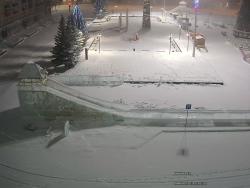 Онлайн камера: Площадь Ленинского Комсомола (Администрация) | Каменск-Уральский