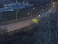 Онлайн камера: ул. Суворова (подъем от Байновского моста) | Каменск-Уральский