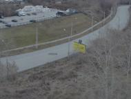 Онлайн камера: ул. Суворова (подъем от Байновского моста) | Каменск-Уральский