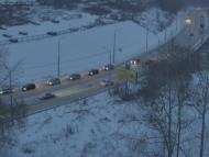 Онлайн камера: ул. Суворова (подъем от Байновского моста) | Каменск-Уральский