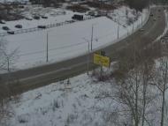 Онлайн камера: ул. Суворова (подъем от Байновского моста) | Каменск-Уральский