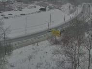 Онлайн камера: ул. Суворова (подъем от Байновского моста) | Каменск-Уральский