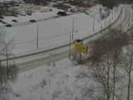 Онлайн камера: ул. Суворова (подъем от Байновского моста) | Каменск-Уральский