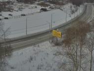 Онлайн камера: ул. Суворова (подъем от Байновского моста) | Каменск-Уральский