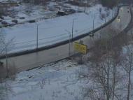 Онлайн камера: ул. Суворова (подъем от Байновского моста) | Каменск-Уральский