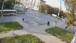 Онлайн камера: Перекресток Алюминиевая - Калинина | Каменск-Уральский