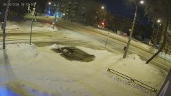 Онлайн камера: Перекресток Алюминиевая - Калинина | Каменск-Уральский