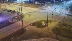 Онлайн камера: Перекресток Каменская - Кутузова | Каменск-Уральский