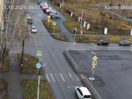 Онлайн камера: Перекресток Исетская-Каменская - рядом с парком | Каменск-Уральский