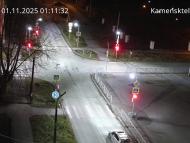 Онлайн камера: Перекресток Исетская-Каменская - рядом с парком | Каменск-Уральский