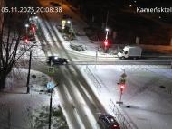 Онлайн камера: Перекресток Исетская-Каменская - рядом с парком | Каменск-Уральский