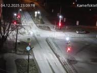 Онлайн камера: Перекресток Исетская-Каменская - рядом с парком | Каменск-Уральский