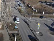 Онлайн камера: Перекресток Исетская-Каменская - рядом с парком | Каменск-Уральский