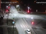 Онлайн камера: Перекресток Исетская-Каменская - рядом с парком | Каменск-Уральский