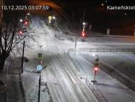 Онлайн камера: Перекресток Исетская-Каменская - рядом с парком | Каменск-Уральский