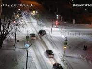 Онлайн камера: Перекресток Исетская-Каменская - рядом с парком | Каменск-Уральский