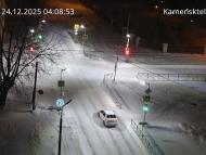 Онлайн камера: Перекресток Исетская-Каменская - рядом с парком | Каменск-Уральский