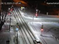 Онлайн камера: Перекресток Исетская-Каменская - рядом с парком | Каменск-Уральский