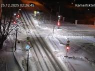 Онлайн камера: Перекресток Исетская-Каменская - рядом с парком | Каменск-Уральский