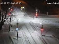 Онлайн камера: Перекресток Исетская-Каменская - рядом с парком | Каменск-Уральский