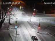 Онлайн камера: Перекресток Исетская-Каменская - рядом с парком | Каменск-Уральский