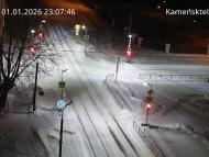 Онлайн камера: Перекресток Исетская-Каменская - рядом с парком | Каменск-Уральский