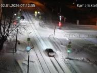 Онлайн камера: Перекресток Исетская-Каменская - рядом с парком | Каменск-Уральский