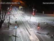 Онлайн камера: Перекресток Исетская-Каменская - рядом с парком | Каменск-Уральский