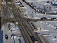 Онлайн камера: Перекресток Исетская-Каменская - рядом с парком | Каменск-Уральский