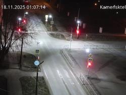 Онлайн камера: Перекресток Исетская-Каменская - рядом с парком | Каменск-Уральский