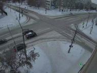 Онлайн камера: Перекресток Калинина-Каменская | Каменск-Уральский