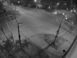 Онлайн камера: Перекресток Калинина-Каменская | Каменск-Уральский