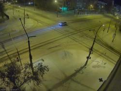 Онлайн камера: Перекресток Калинина-Каменская | Каменск-Уральский