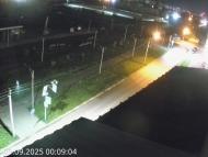 Онлайн камера: Байновский Сад 1 - Шестакова 38 | Каменск-Уральский