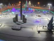 Онлайн камера: Площадь Ленинского Комсомола - Фонтан | Каменск-Уральский