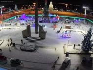 Онлайн камера: Площадь Ленинского Комсомола - Фонтан | Каменск-Уральский